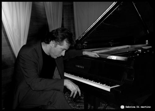 Johann Schmidt / Professor of the Royal Conservatory of Brussels / Piano Lessons