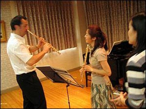 Jugen Franz / NDR North German Broadcasting Symphony Orchestra, Professor of Hamburg Conservatory / Flute Public Lesson