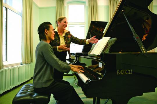 Vanessa Latash / Royal College of Music Chief Professor / Piano Public Lesson