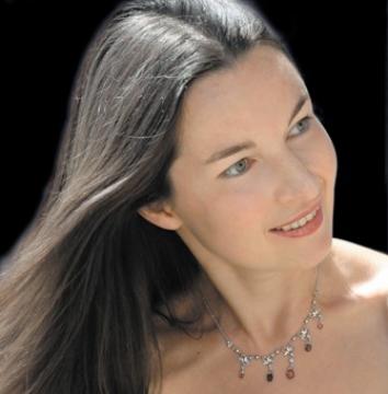 Elena Nesterenko / Steinway Artist / Former Lecturer, Munich University of Music / Piano Lessons