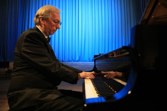 Manfred Wagner Artst / Professor, University of Music and Performing Arts Vienna / Piano Lessons