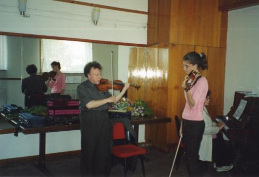 Mikhail Gotzdiner / Professor of Tchaikovsky Memorial National Moscow Conservatory / Violin Lesson