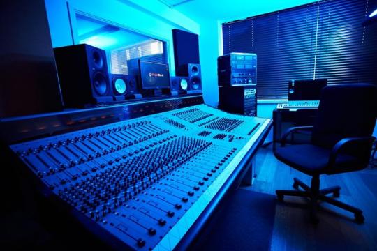 Point blank music production summer course