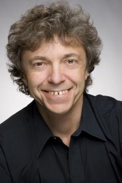 Pascal Rogé / Professor of Ecole Normale de Musique de France/Piano online public lessons