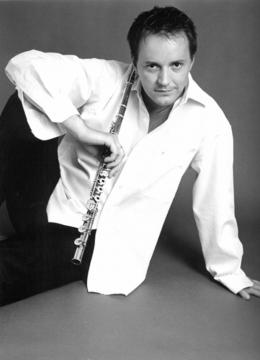 Erwin Klambauer / Austrian Vienna Symphony Orchestra Chief & Professor of Gratz National College of Music / Flute Online Lessons