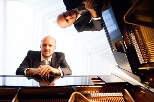 Alex Alguacil / Professor of Conservatori Superior de Sau, Spain / Piano Online Lessons