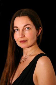 Elena Nesterenko / Steinway Artist / Former Lecturer, Munich University of Music / Piano Lessons