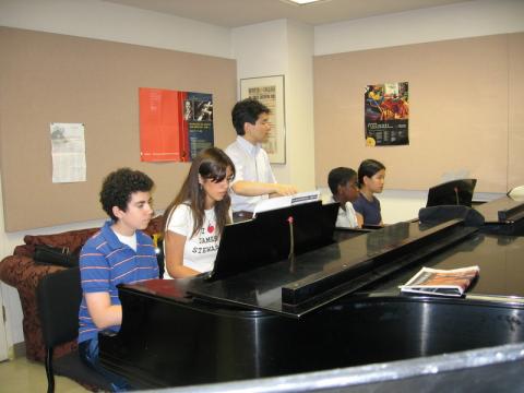 New York Piano Summer Course for Kids-City University of New York Hunter College