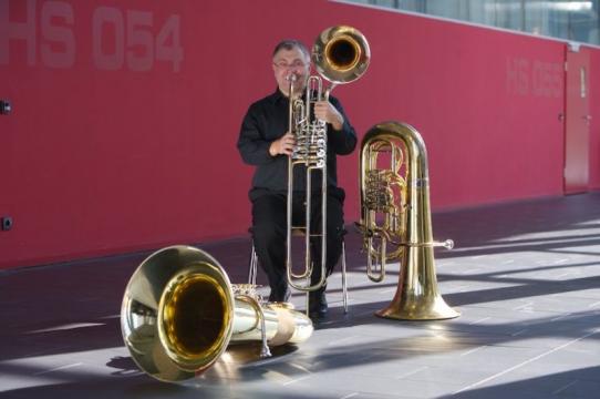 Josef Steinbeck / Professor at Munich University of Music and Principal of the Mozarteum Orchestra / Tuba Euphonium Online Public Lessons