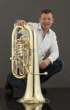  Stefan Heimann/ Professor, Stuttgart College of Music & Mannheim College of Music / Tuba Online Public Lessons