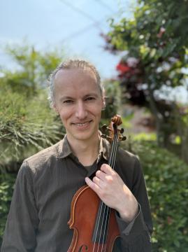 <募集中> 英語や日本語で学べる!ネイティブ講師ジョナサンの音楽留学準備ヴァイオリンレッスン|1回完結レッスン