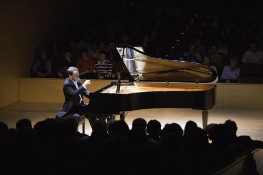 Juan Lago / Professor, José Iturbi Conservatory of Valencia / Piano Lessons