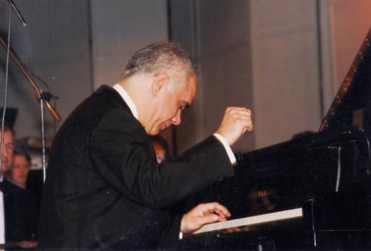 Pierre Leak / Former Professor of the Paris Conservatory of Music / Professor of the Catalan Conservatory of Music / Piano Lessons