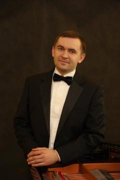 Dimitri Kapurin / Tchaikovsky Memorial National Moscow Conservatory Associate Professor / Piano Lesson