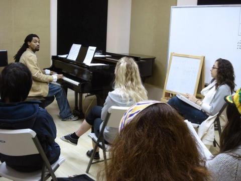 California College of Music (CCM) Lecturer / Guitar Lesson
