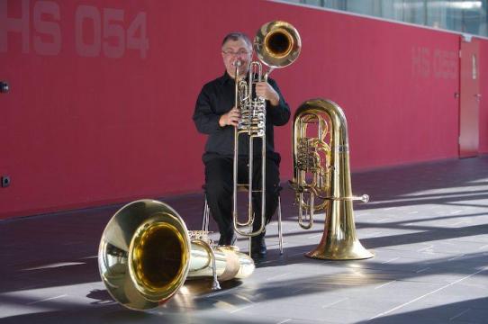 Joseph Steinbeck / Professor, University of Music Munich, Chief of Mozarteum Orchestra / Tuba Euphonium Lesson