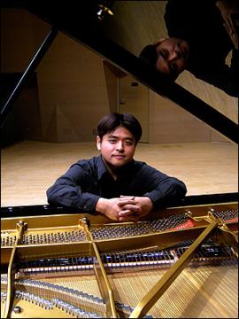 Yasuhito WATANABE / Pianist, Wiener Staatsoper Ballet School / Vienna, Austria