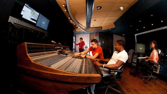 Full Sail University