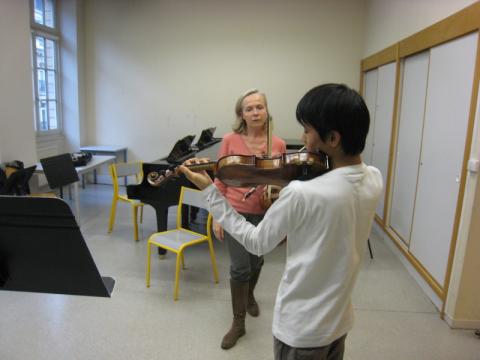 Sae Yamamoto Gesner / Former Professor of the City Conservatory of Paris / Violin Lesson