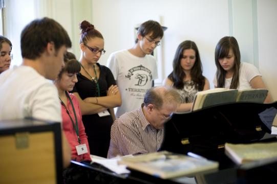 Furuda Piano Summer Workshop for Youth (Schlitz Piano Summer Workshop for Former Youth)