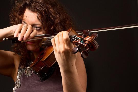 Raquel Castro / Professor of the Conservatoire Nationale de Catalonia / Violin Online Public Lessons