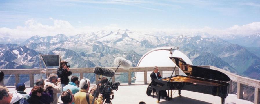 Pierre Leak / Former Professor of the Paris Conservatory of Music / Professor of the Catalan Conservatory of Music / Piano Lessons