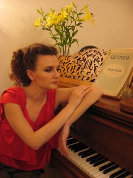 Galina Jukova / Associate Professor, Faculty of Arts, St. Petersburg, Russia / Piano Online Public Lessons