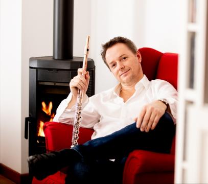 Erwin Krambauer / Vienna Symphony Orchestra Chief & Professor of Gratz National College of Music / Flute Online Public Lesson