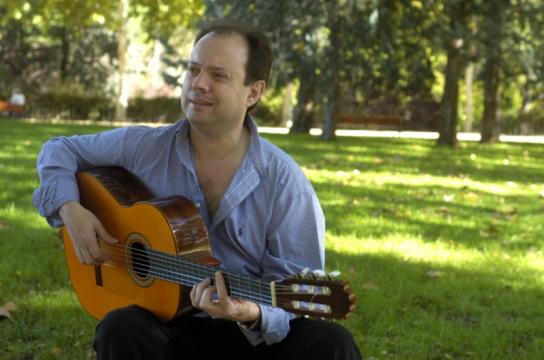 Rafael Andujar / Flamenco Guitar Maestro / Flamenco Guitar Lessons