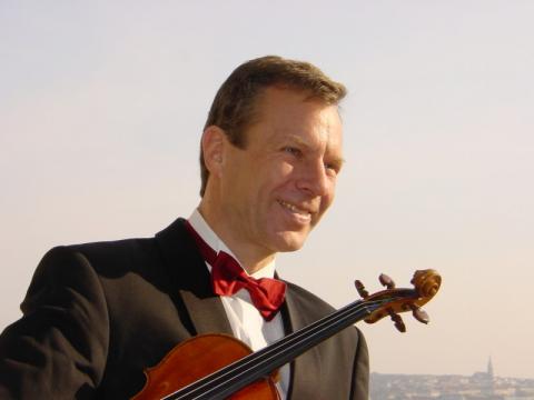 Jan Pospichal / Professor of the University of Music and Performing Arts Vienna / Former Concertmaster of the Vienna Symphony Orchestra / Violin lesson