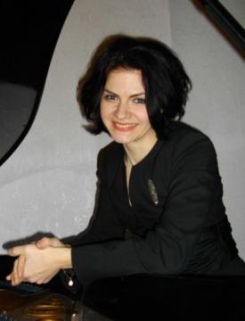 Larka Wagenhauser / Professor, Trosingen University of Music, Germany / Piano Online Public Lesson