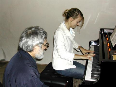 Alejandro Geberovich / Former Professor, Private University of Music and Arts, Vienna, Austria / Piano Online Lessons