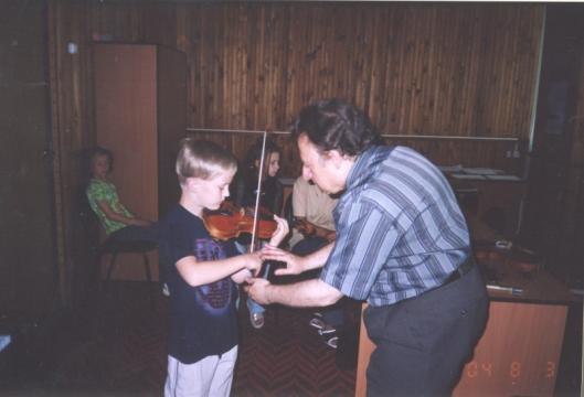 Mikhail Gotzdiner / Professor of Tchaikovsky Memorial National Moscow Conservatory / Violin Lesson