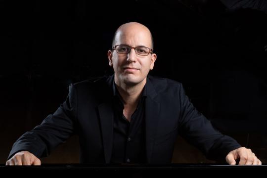 <Recruiting> Alfonso Gomez / Professor, Freiburg University of Music & Stuttgart University of Music / Piano Online Public Lessons