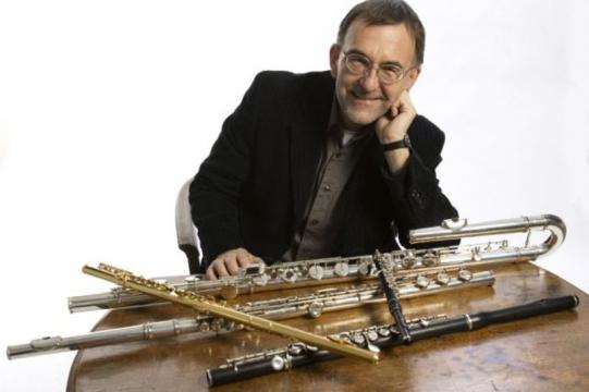 Rafael Leone / Former Professor of the University of Music and Performing Arts Vienna / Former Member of the Vienna Symphony Orchestra of Austria / Flute Piccolo Lesson