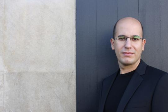 Alfonso Gomez / Professor, Freiburg University of Music & Stuttgart University of Music / Piano Online Public Lessons