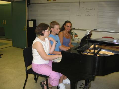 New York Piano Summer Course for Kids-City University of New York Hunter College