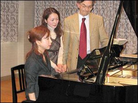 Stephen Moller / Professor, University of Music and Performing Arts Vienna, Austria / Piano Public Lesson