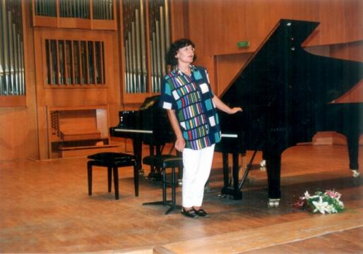 Veris Raba Georgieva / Professor of Sophia Academy of Music / Piano lessons