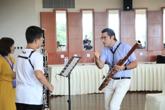 Pierre Martens / Professor, Lübeck Academy of Music, Germany & Former Chief of Bamberg Symphony Orchestra / Bassoon Online Public Lesson