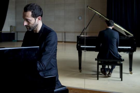 Stefanos Tomopoulos/Professor of the Conservatoire de Nice, France/Piano Online Public Lessons