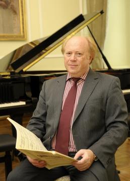 Ilya Szeps / Professor, Cologne University of Music / Piano lessons