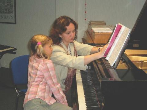 Heidi Elzezer / University of Music in Detmold / Piano Lesson