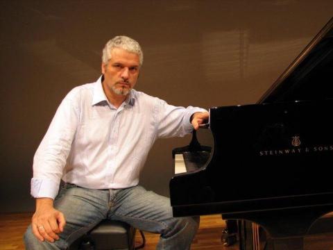 Delphi Menicucci / Professor, Milan Conservatory of Italy / Vocal public lesson