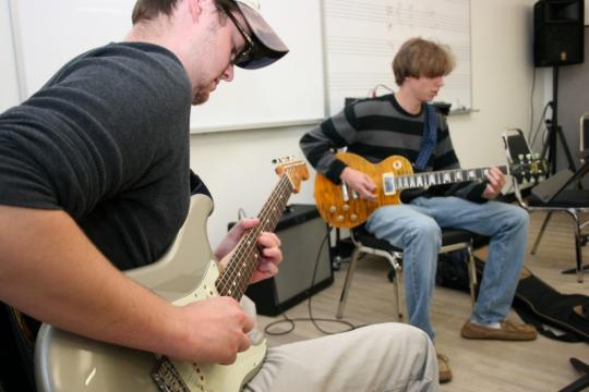 ロサンゼルス・カレッジ・オブ・ミュージック (LACM)／Los Angeles College of Music (LACM) （旧LA ミュージック・アカデミー(LAMA)／LA Music Academy (LAMA)）