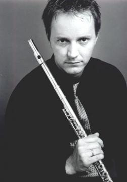 Erwin Krambauer / Professor of Kunitachi College of Music, Vienna Symphony Orchestra Chief / Flute Lesson