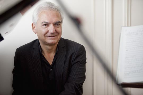 Olivier Gardon / Professor at Ecole Normale de Musique de France & Scholacantrum de Musique de France / Piano online public lessons