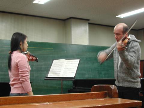 Francis Duroy / Professor of the Lyon Conservatory of Music & Former Concertmaster of the French National Lyon Orchestra / Violin Lessons