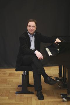 Jacob Royschner / Professor, University of Music in Detmold, Germany / Piano Online Lessons