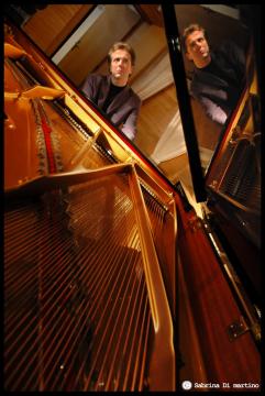 Johann Schmidt / Professor of the Royal Conservatory of Brussels / Piano Lessons